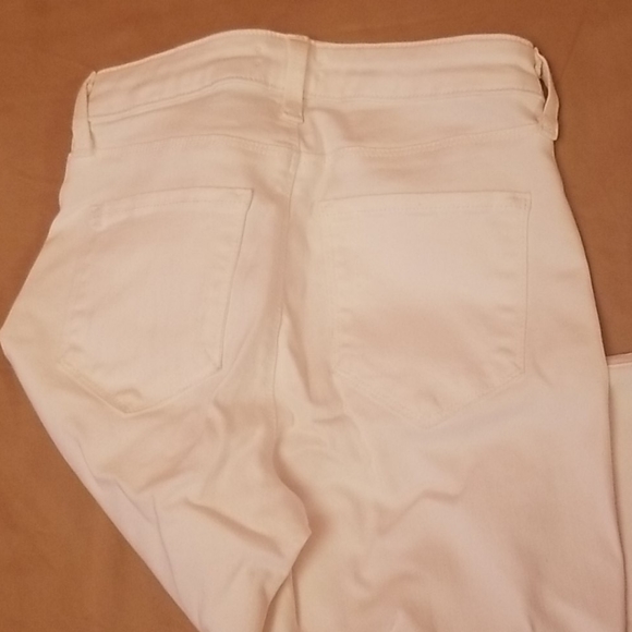 Jeans - Picture 3 of 4